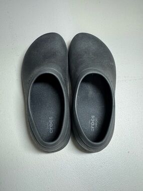 CROCS Black Slip-Resistant Non-Marking Clog Sole